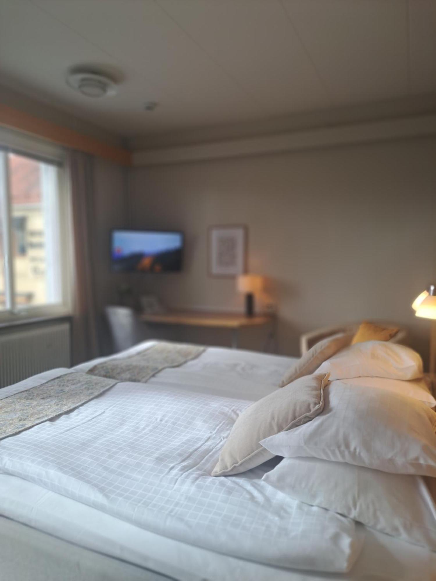Hotell Radhuset Lidkoping Exterior photo